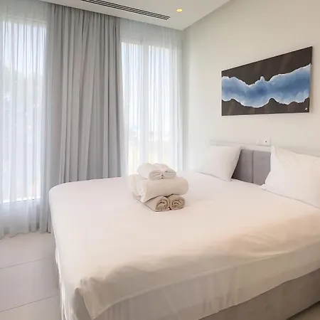Napa Seaview - 5 アヤナパ