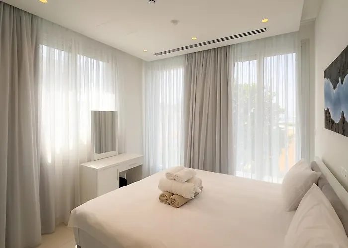 Napa Seaview - 5 アヤナパ