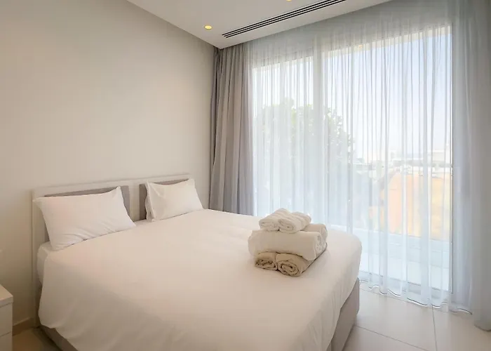 Napa Seaview - 5 ヴィラ アヤナパ