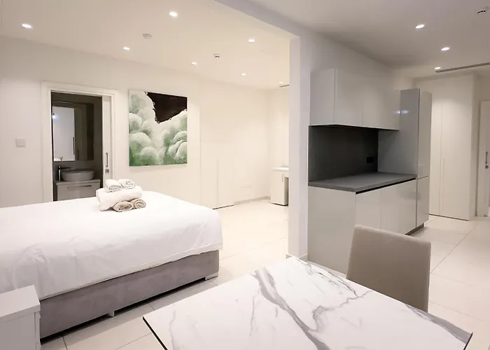 Napa Seaview - 5 ヴィラ アヤナパ