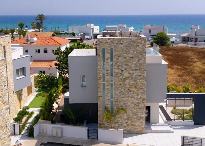 Napa Seaview - 5 ヴィラ アヤナパ